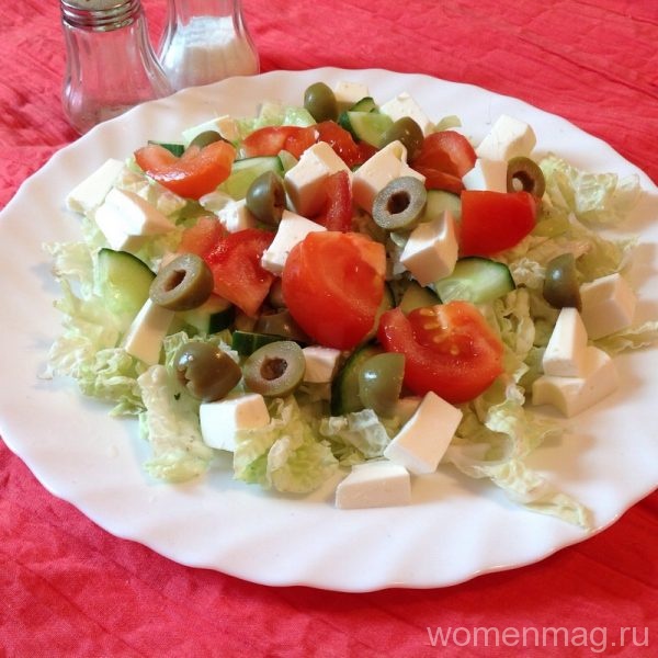 Салат греческий с сыром сиртаки