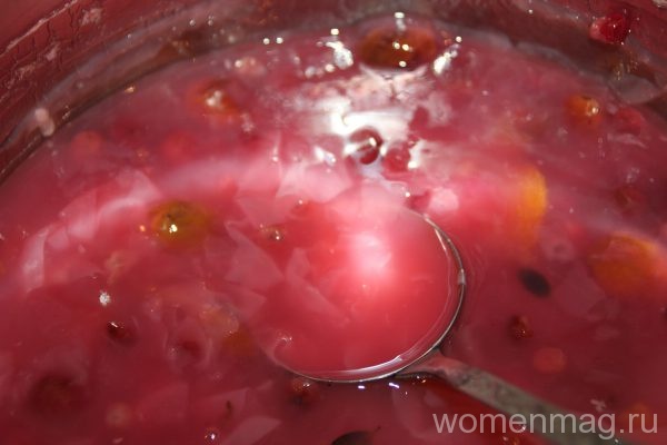 Ванильный кисель из замороженных садовых ягод