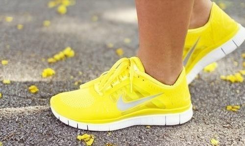 Женская спортивная обувь Nike