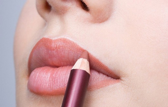 Как сделать идеальный макияж губ