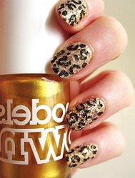 Леопардовый рисунок на ногтях