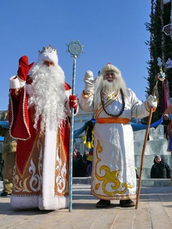 Дед Мороз и Сагаан Убугун