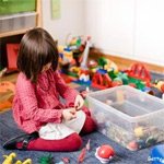 Как научить ребенка убирать игрушки