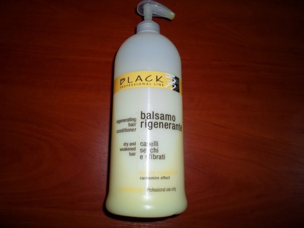 Бальзам для волос BLACK Balsamo Rigenerante