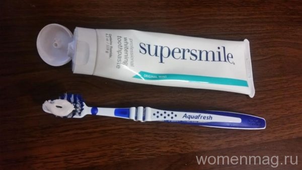 Отбеливающая зубная паста Supersmile