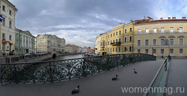 Мостовая в Петербурге