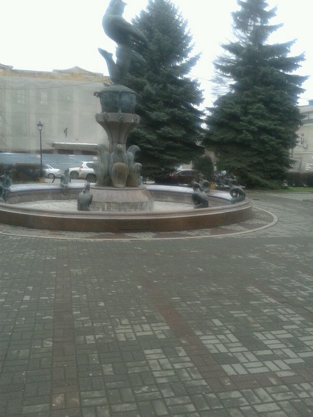 Площадь Ленина во Владикавказе Площадь Ленина во Владикавказе