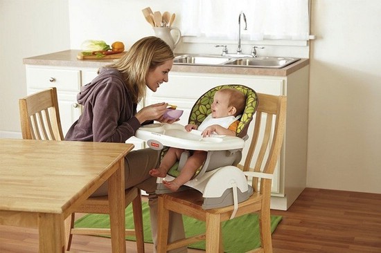 Кашицеобразный стул у ребенка 9 месяцев