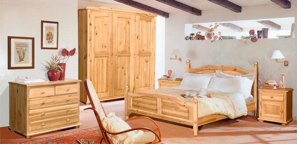 Деревянная мебель из массива сосны