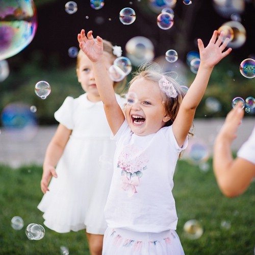 Шоу мыльных пузырей на детском празднике