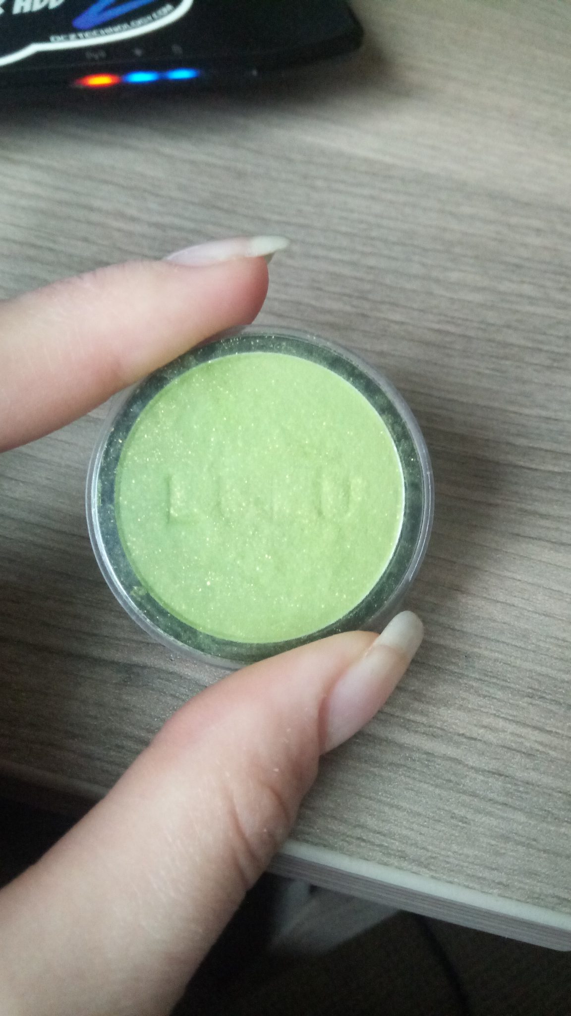 Тени для век LULU Paris. Отзыв.