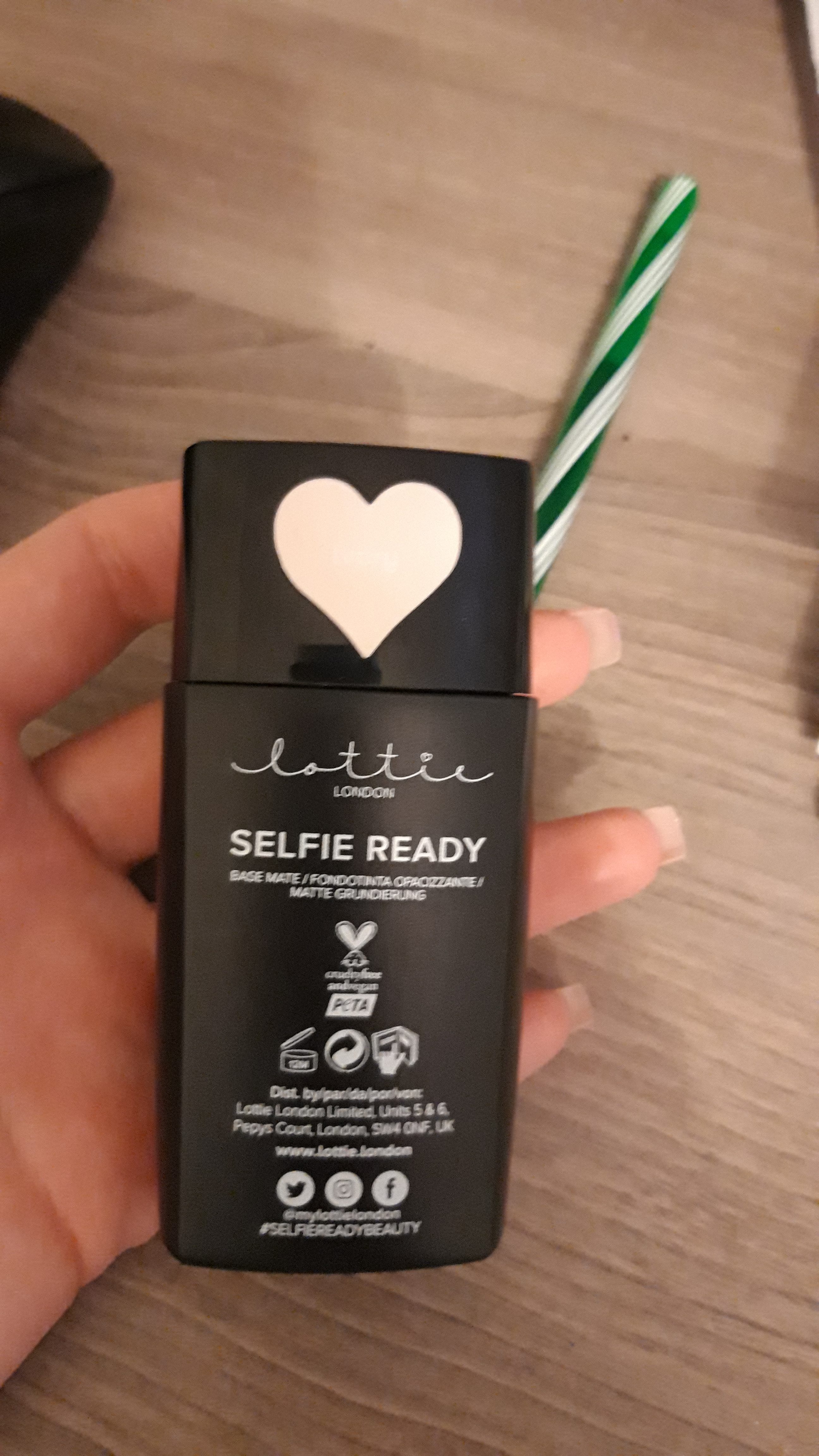 Тональный крем от Lotti London Selfie ready. Отзыв